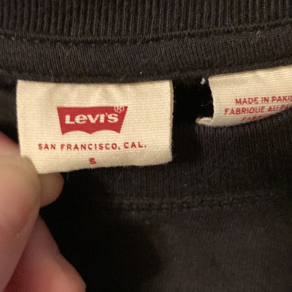 Levi’s sweatshirt - Picture 3 of 6